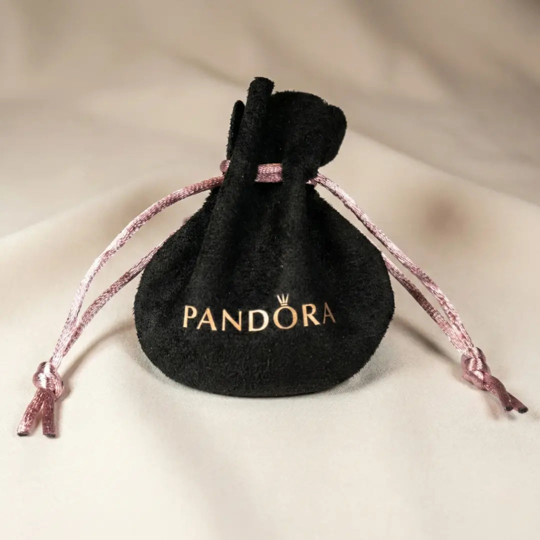 Pandora Viseći Privjesak Lokot u Obliku Srca s Ružom (Srebro 925)