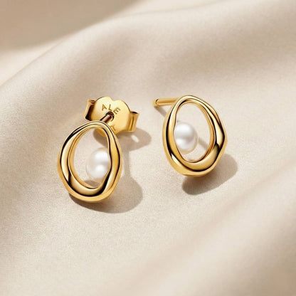 Pandora Essence Naušnice sa Biserom (Posebna Pandora legura metala s 14k pozlatom)