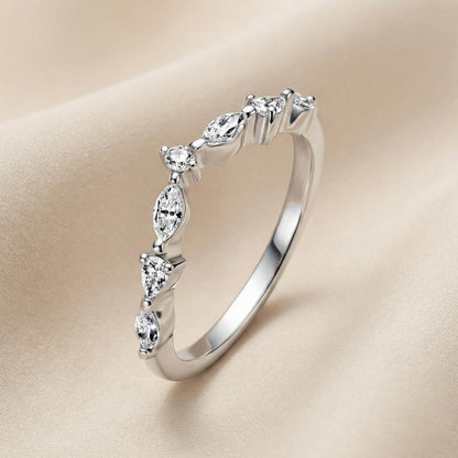 Pandora Timeless Prsten Blistavi Motiv Jadca s Različitim Kamenčićima (Srebro 925)