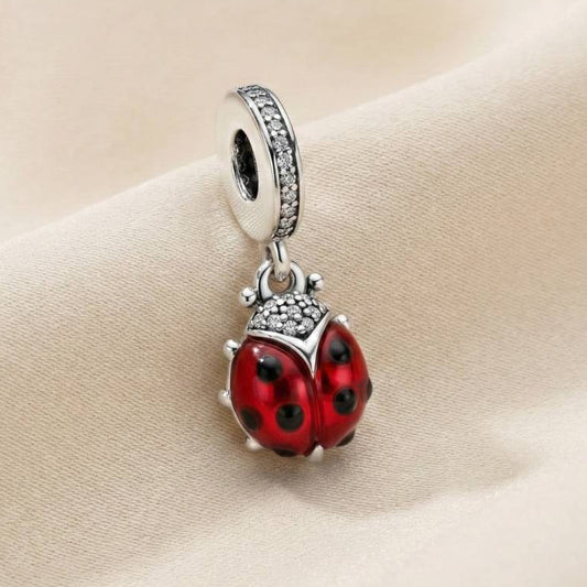 Pandora Viseći Privjesak Crvena Bubamara (Srebro 925)