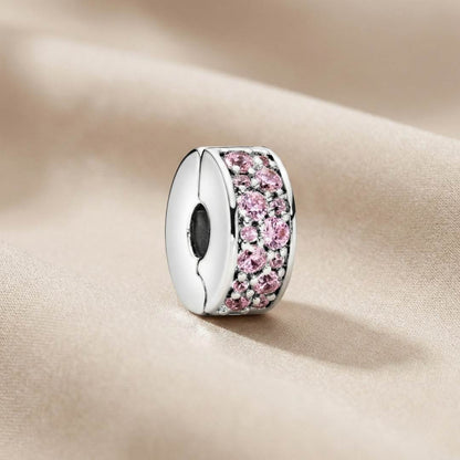 Pandora Kopča Ružičasti Pavé (Srebro 925)