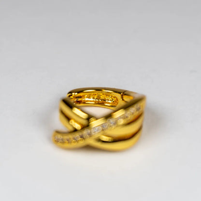 Pandora Signature Ukrštene Pavé Naušnice Alke (Posebna Pandora legura metala s 14k pozlatom)