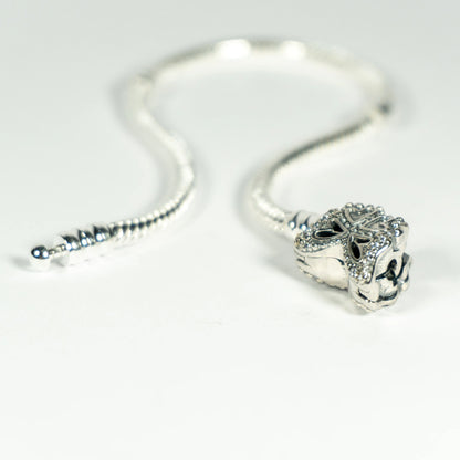 Pandora Narukvica Moments sa Zmijskim Vezom i Kopčom u Obliku Leptira (Srebro 925)