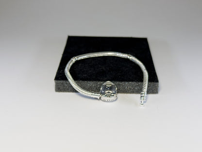 Pandora Narukvica sa srcolikom kopčom (Srebro 925)