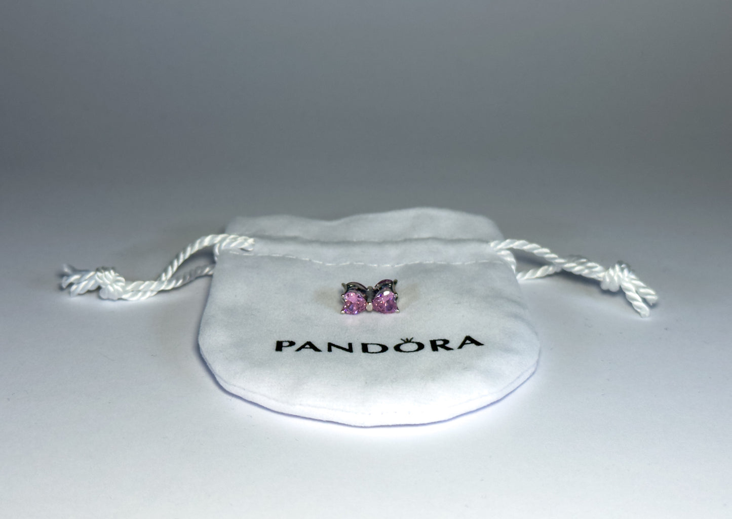 Pandora Privjesak Ružičasta Mašna (Srebro 925)