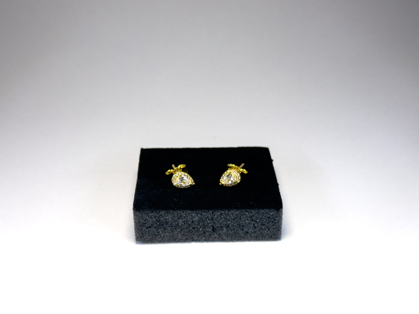 Pandora Naušnice Sjajne Suze (Srebro 925)